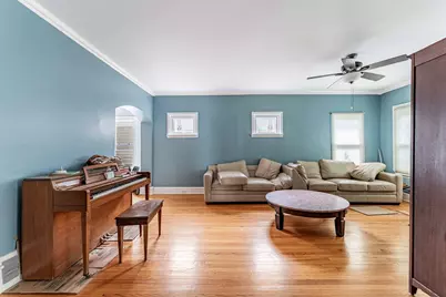 718 N Ridgeland Avenue, Oak Park, IL 60302 - Photo 3