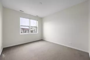 2275 Aurora Dr, Pingree Grove, IL 60140 - Photo 5