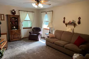 315 S Cherry St, Paxton, IL 60957 - Photo 25