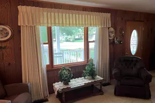 315 S Cherry St, Paxton, IL 60957 - Photo 13