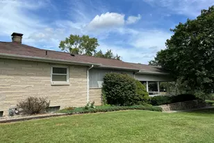315 S Cherry St, Paxton, IL 60957 - Photo 5