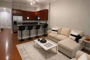 1819 S Michigan Ave, Chicago, IL 60616 - Photo 3