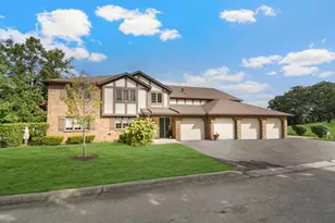 7834 W Forest Hill Ct, Palos Heights, IL 60463 - Photo 1