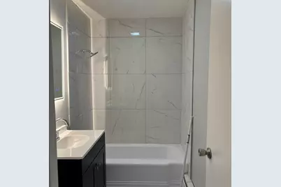8500 Skokie Boulevard #2C, Skokie, IL 60077 - Photo 11