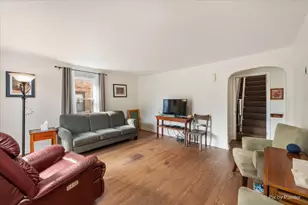 226 N Elmwood Ave, Waukegan, IL 60085 - Photo 3