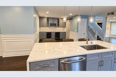 5901 N Nagle Avenue, Chicago, IL 60646 - Photo 5