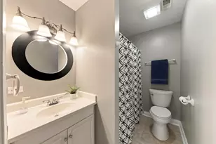 1482 Stonebridge Cir, Wheaton, IL 60189 - Photo 11