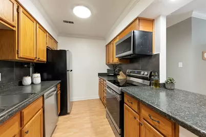 1482 Stonebridge Circle #C10, Wheaton, IL 60189 - Photo 7
