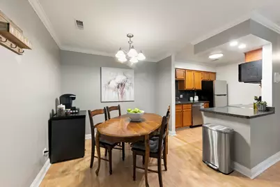1482 Stonebridge Circle #C10, Wheaton, IL 60189 - Photo 5