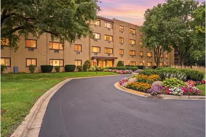 6600 S Brainard Avenue #212, Countryside, IL 60525 - Photo 1