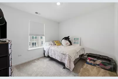 1006 Neubauer Circle #1804, Lindenhurst, IL 60046 - Photo 25