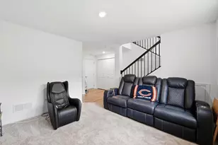 1006 Neubauer Circle, Lindenhurst, IL 60046 - Photo 19