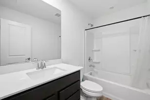 1006 Neubauer Circle, Lindenhurst, IL 60046 - Photo 23