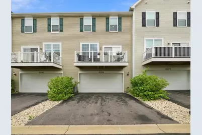 1006 Neubauer Circle #1804, Lindenhurst, IL 60046 - Photo 3