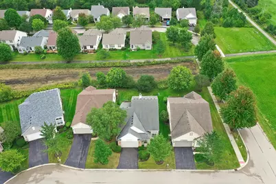 2231 Wilshire Court, Grayslake, IL 60030 - Photo 35