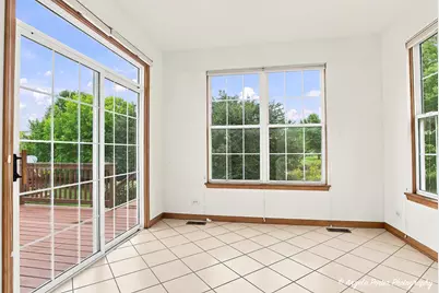 2231 Wilshire Court, Grayslake, IL 60030 - Photo 7