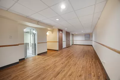 1525 Columbia Court, Elk Grove Village, IL 60007 - Photo 19