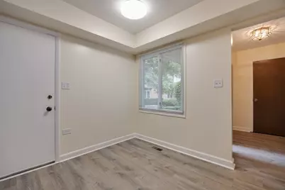 1525 Columbia Court, Elk Grove Village, IL 60007 - Photo 5