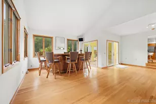 40W923 Mulhern Dr, Elburn, IL 60119 - Photo 5