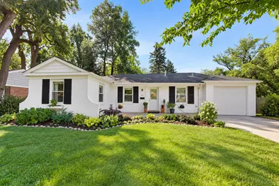 711 E Euclid Avenue, Arlington Heights, IL 60004 - Photo 1