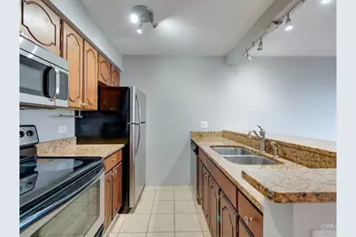 470 Fawell Boulevard #304, Glen Ellyn, IL 60137 - Photo 9