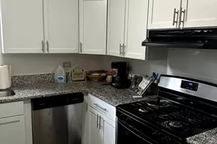 18017 Sayre Ave, Tinley Park, IL 60477 - Photo 3