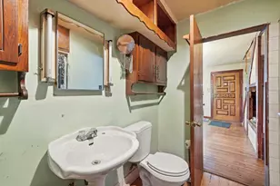 7915 W 70th St, Bridgeview, IL 60455 - Photo 13