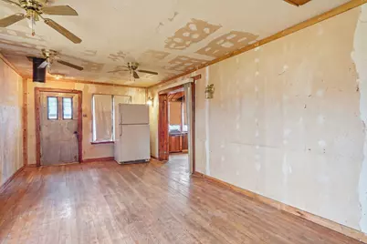 7915 W 70th Street, Bridgeview, IL 60455 - Photo 11