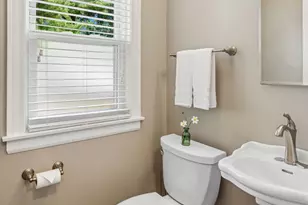 810 N Oak Park Ave, Oak Park, IL 60302 - Photo 11