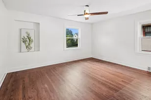 810 N Oak Park Ave, Oak Park, IL 60302 - Photo 9