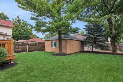 810 N Oak Park Avenue, Oak Park, IL 60302 - Photo 15