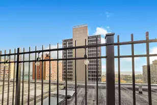 3033 N Sheridan Rd, Chicago, IL 60657 - Photo 25