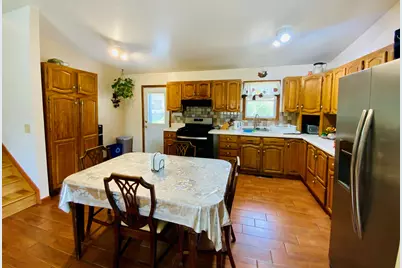 592 Pine Grove Avenue, Gurnee, IL 60031 - Photo 3