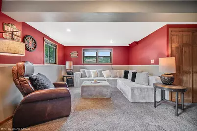 2905 Edgewood Parkway, Woodridge, IL 60517 - Photo 13