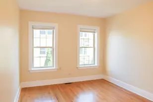 2050 W Summerdale Ave, Chicago, IL 60625 - Photo 7