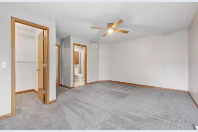 14552 Club Circle Drive, Oak Forest, IL 60452 - Photo 11