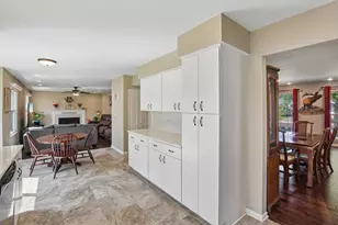 1931 Crossing Ct, Naperville, IL 60540 - Photo 5