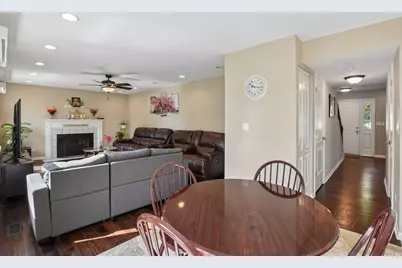 1931 Crossing Court, Naperville, IL 60540 - Photo 9