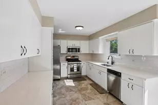 1931 Crossing Ct, Naperville, IL 60540 - Photo 7