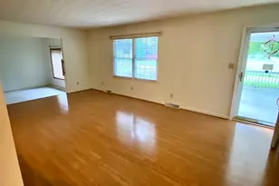 206 Jct St, Centralia, IL 62801 - Photo 9