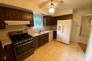 206 Jct St, Centralia, IL 62801 - Photo 7