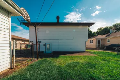 2307 Douglas Street, Joliet, IL 60435 - Photo 25