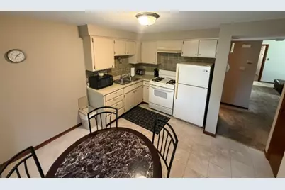 11127 S 84th Avenue #1-A, Palos Hills, IL 60465 - Photo 5