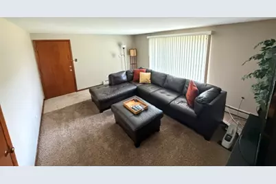 11127 S 84th Avenue #1-A, Palos Hills, IL 60465 - Photo 3