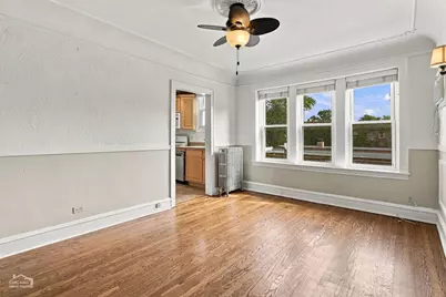 2325 W Farwell Avenue #3S, Chicago, IL 60645 - Photo 11