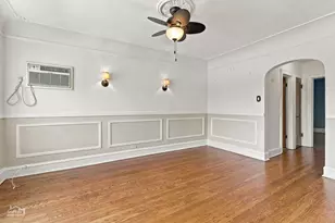 2325 W Farwell Ave, Chicago, IL 60645 - Photo 13