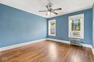 2325 W Farwell Ave, Chicago, IL 60645 - Photo 23