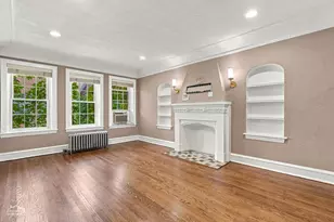 2325 W Farwell Ave, Chicago, IL 60645 - Photo 5