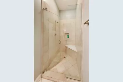 1353 W Grand Avenue #2, Chicago, IL 60642 - Photo 27
