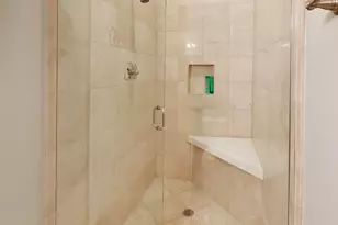 1353 W Grand Ave, Chicago, IL 60642 - Photo 27